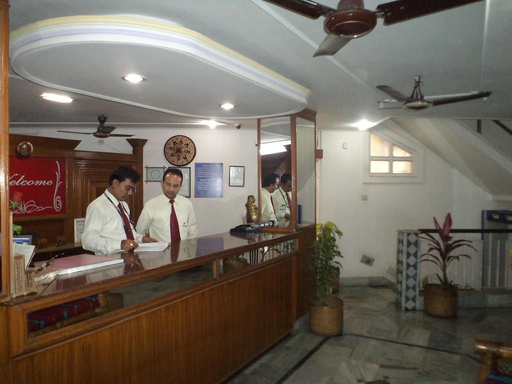 Hotel Mahalaxmi Indo Myanmar Guwahati Eksteriør billede