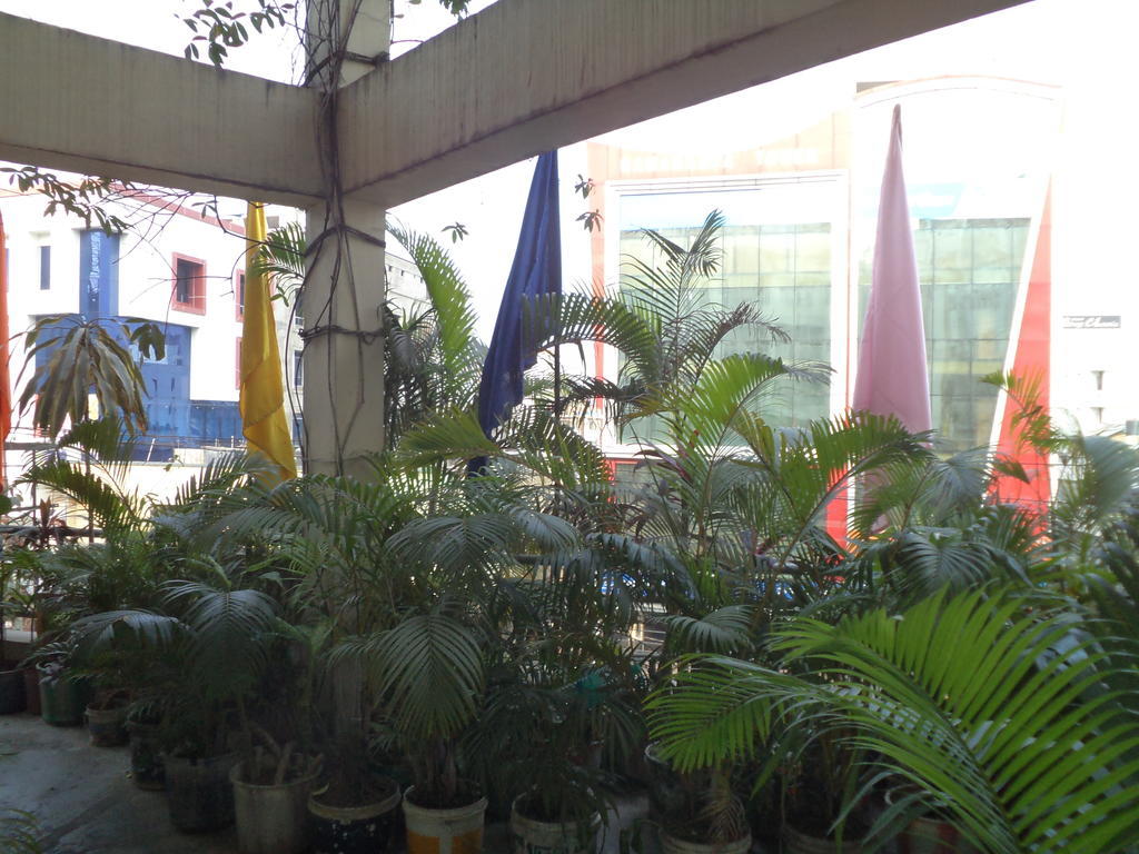 Hotel Mahalaxmi Indo Myanmar Guwahati Eksteriør billede