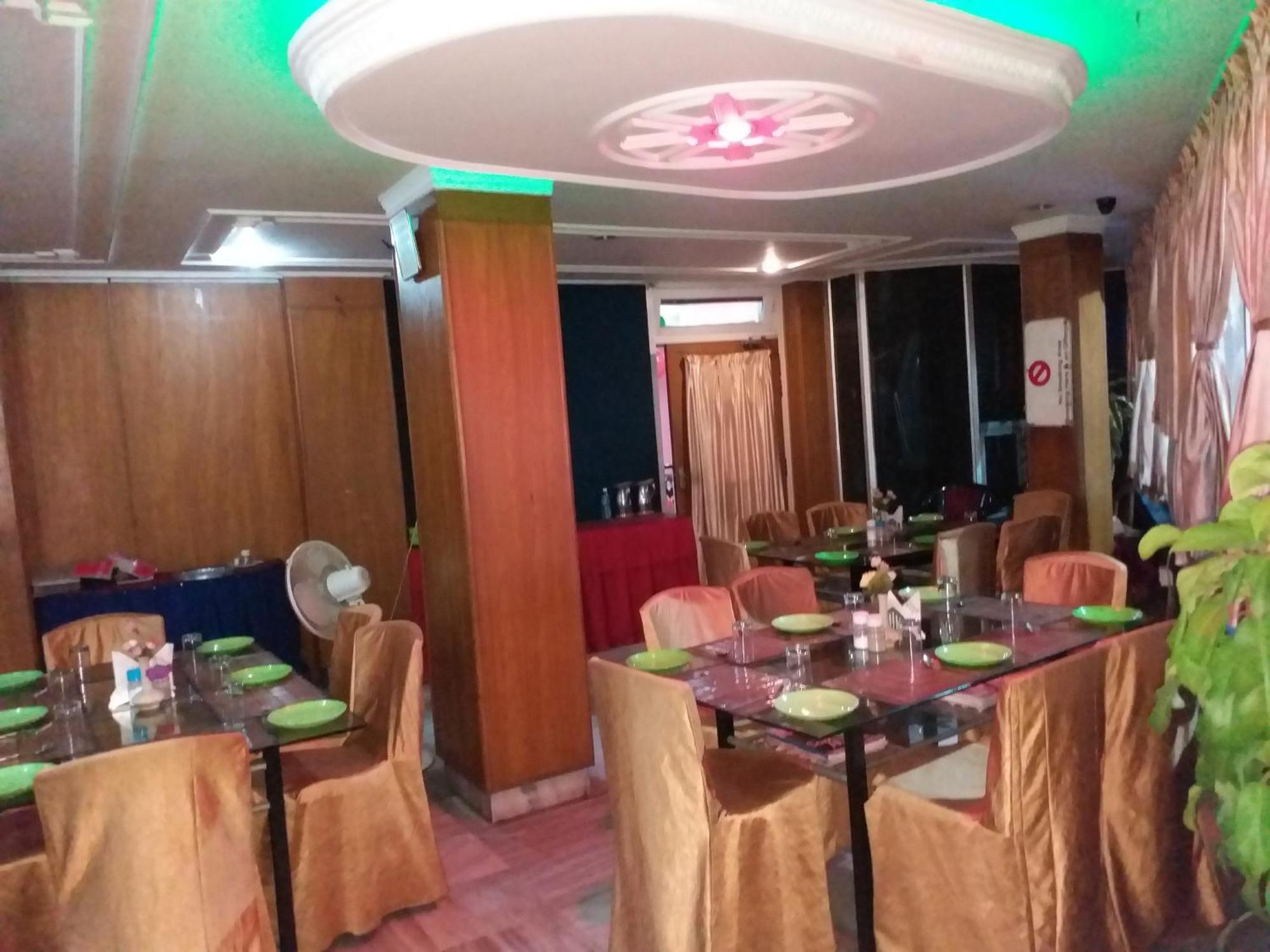 Hotel Mahalaxmi Indo Myanmar Guwahati Eksteriør billede
