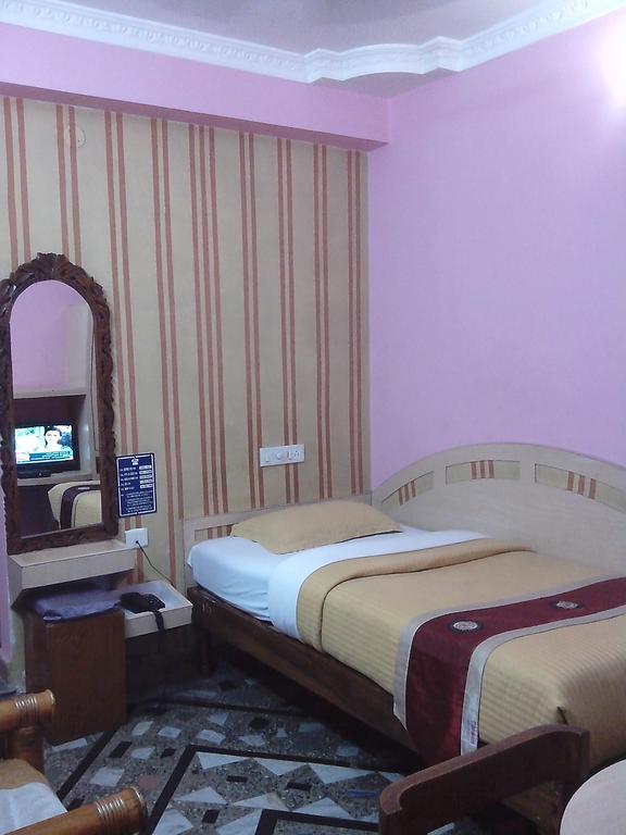Hotel Mahalaxmi Indo Myanmar Guwahati Eksteriør billede